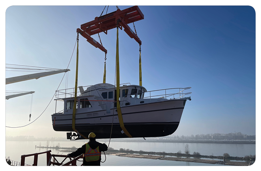 Helmsman Trawlers 38E Offloading